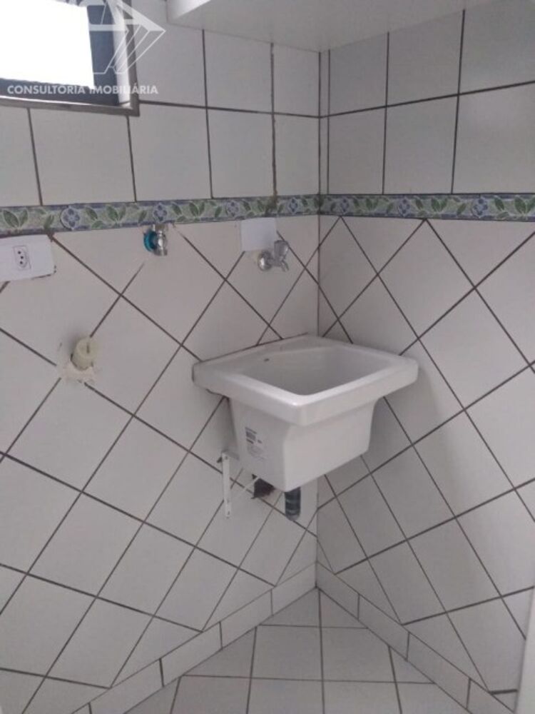 Apartamento para alugar com 1 quarto, 60m² - Foto 15
