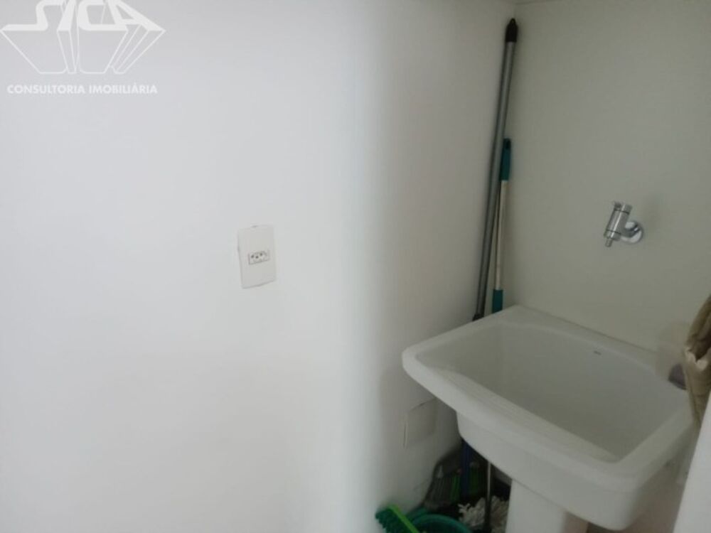 Apartamento para alugar com 1 quarto, 56m² - Foto 17