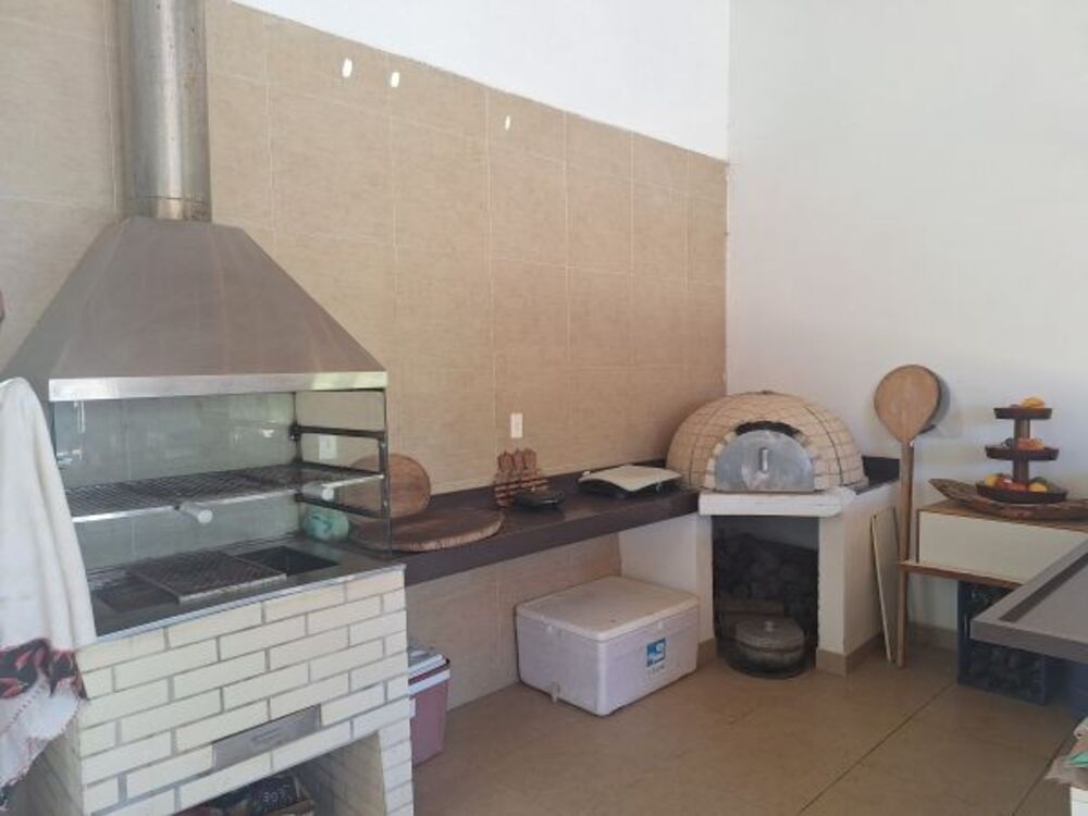 Casa à venda com 6 quartos, 580m² - Foto 4