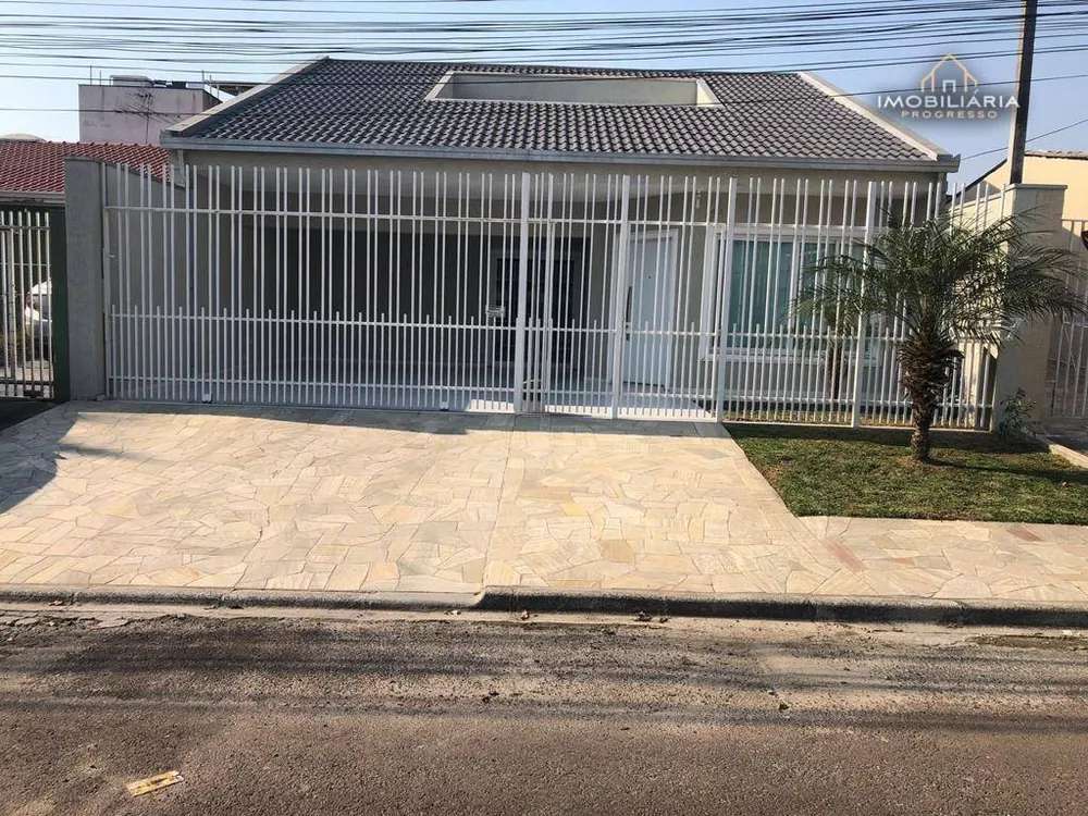Casa, 3 quartos, 244 m² - Foto 2