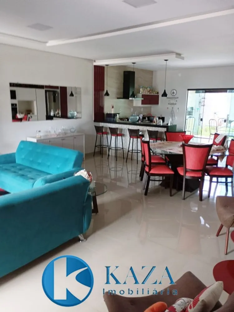 Casa, 3 quartos, 210 m² - Foto 2