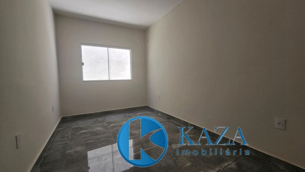 Casa à venda com 3 quartos, 120m² - Foto 3