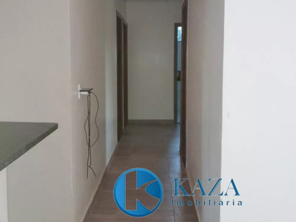 Casa à venda com 5 quartos, 250m² - Foto 4