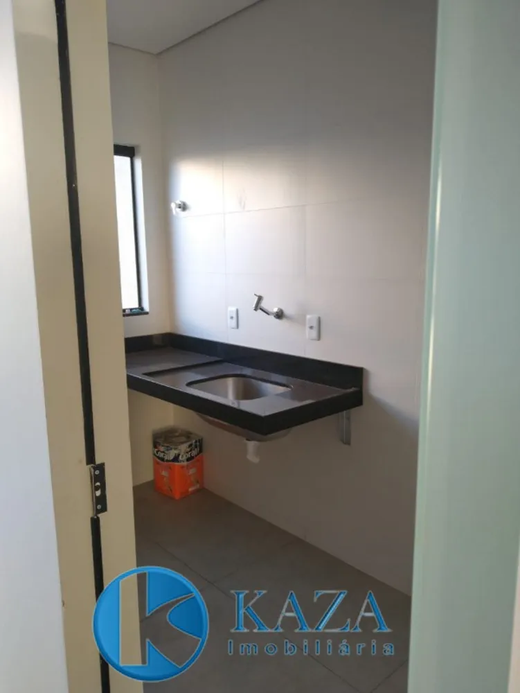 Casa, 6 quartos, 240 m² - Foto 3