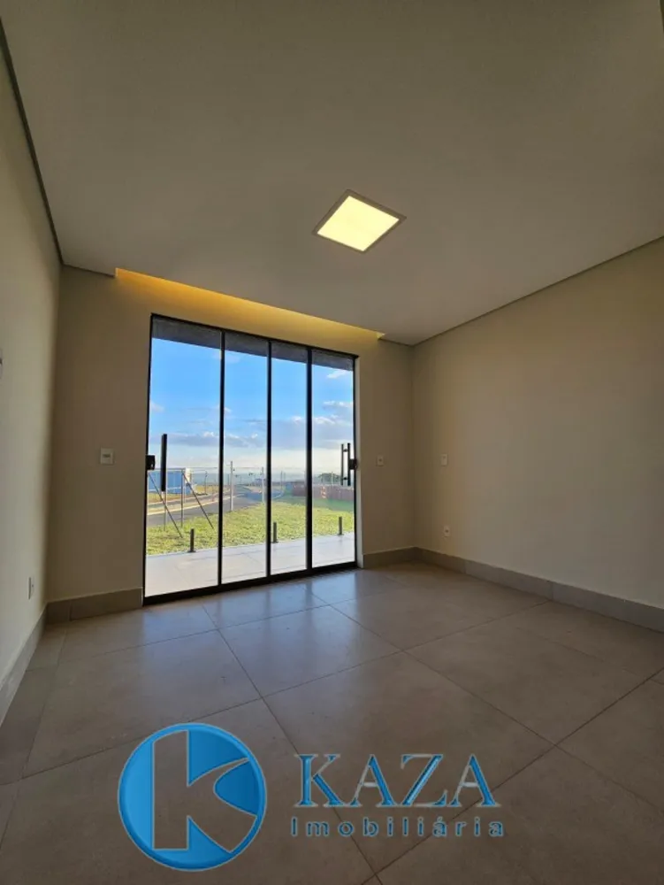 Casa, 3 quartos, 246 m² - Foto 1