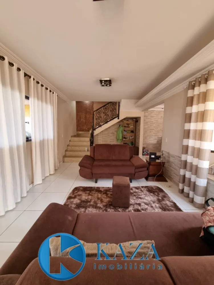 Casa, 5 quartos, 300 m² - Foto 1