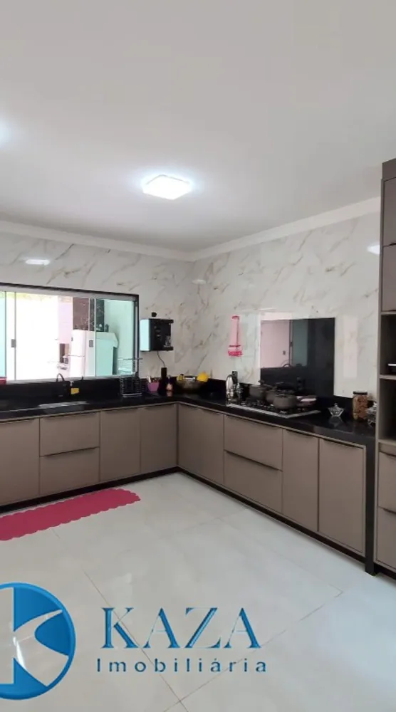 Casa, 3 quartos, 158 m² - Foto 1
