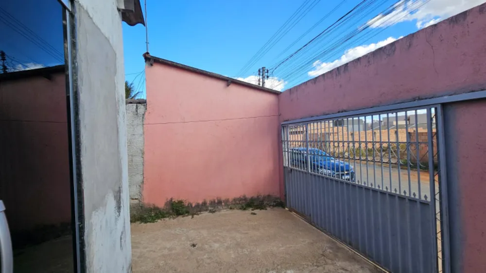 Casa, 2 quartos, 300 m² - Foto 1
