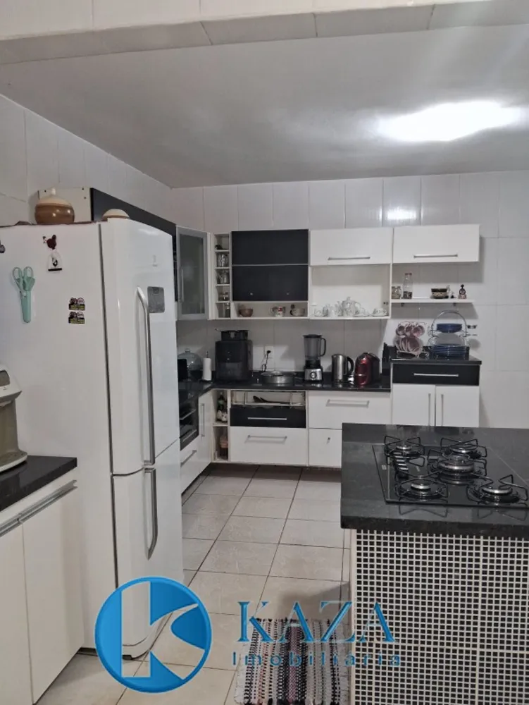 Casa, 3 quartos, 260 m² - Foto 3