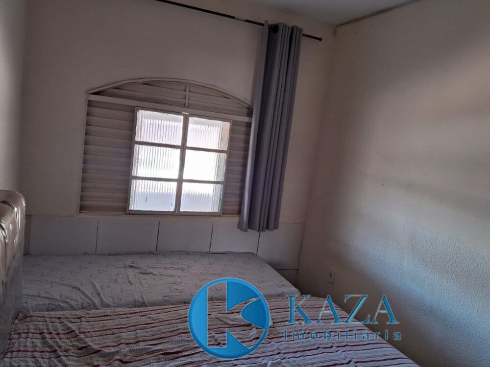 Casa, 3 quartos, 180 m² - Foto 1