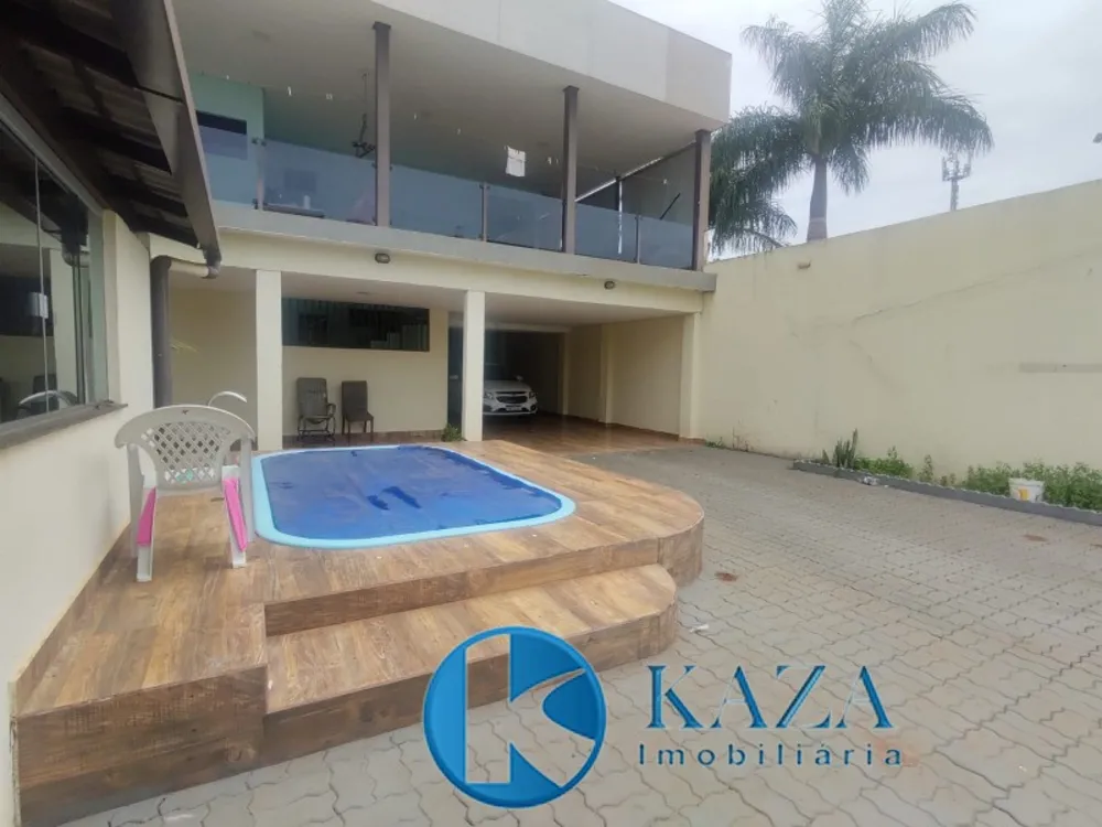Casa, 3 quartos, 225 m² - Foto 1