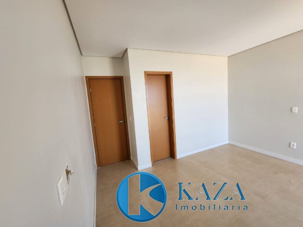 Casa, 4 quartos, 200 m² - Foto 4