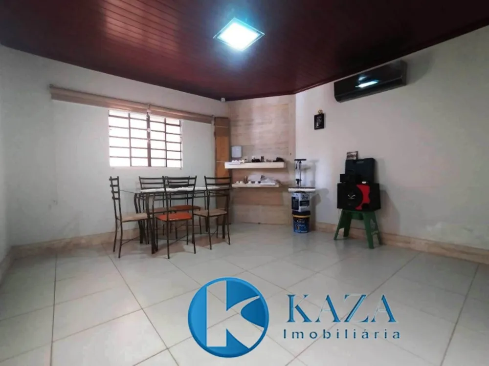 Casa, 3 quartos, 180 m² - Foto 1