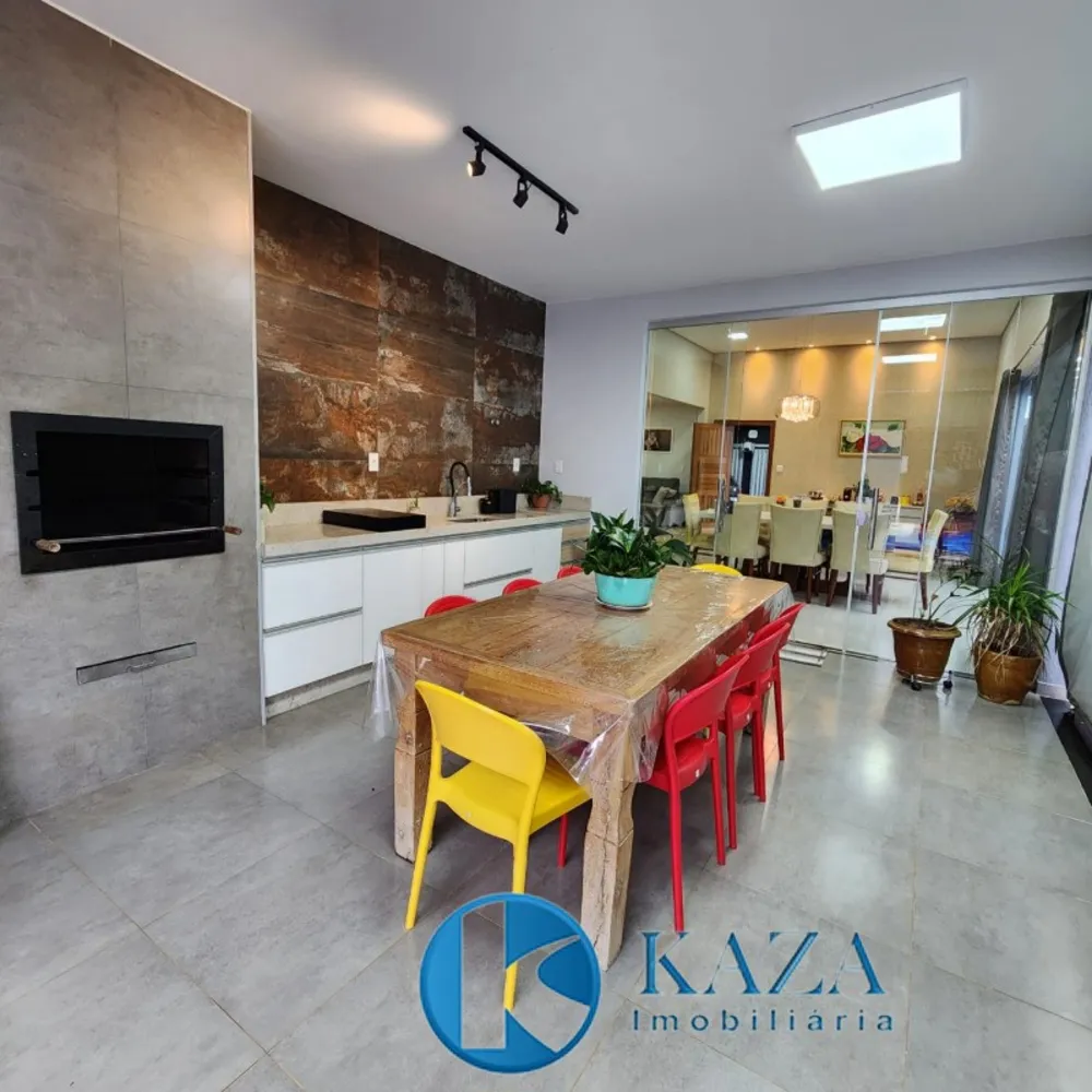 Casa, 4 quartos, 244 m² - Foto 3