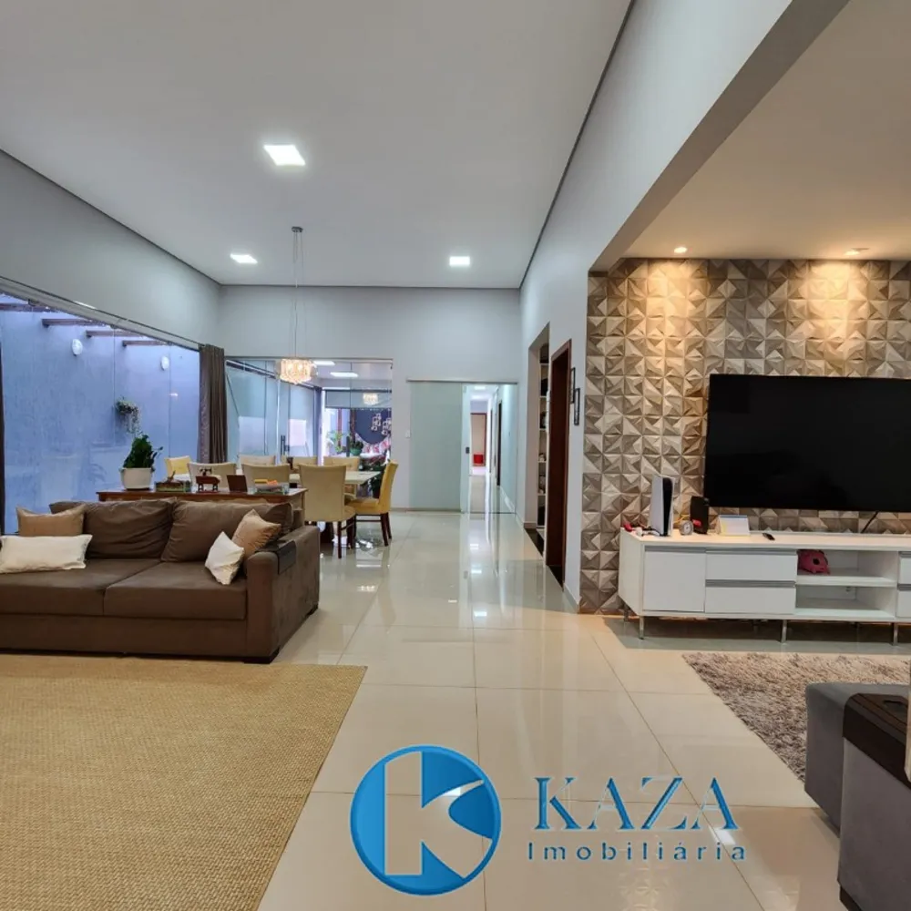 Casa, 4 quartos, 244 m² - Foto 1