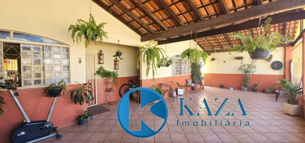Casa, 3 quartos, 200 m² - Foto 1