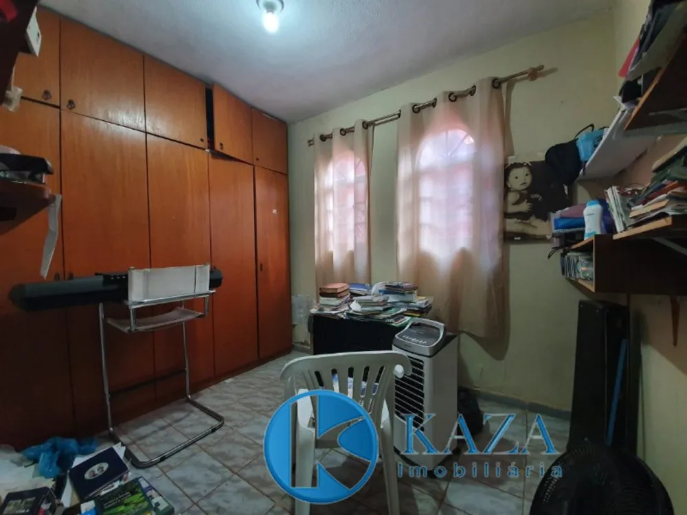 Casa, 6 quartos, 220 m² - Foto 9