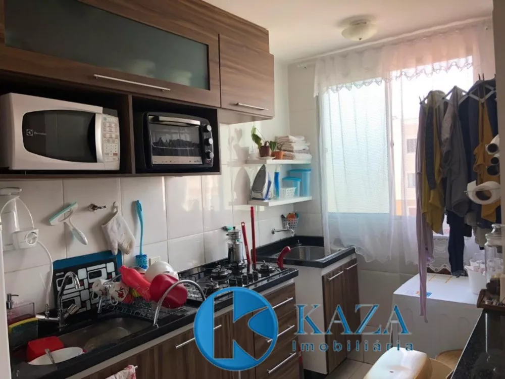 Apartamento à venda com 2 quartos, 42m² - Foto 3