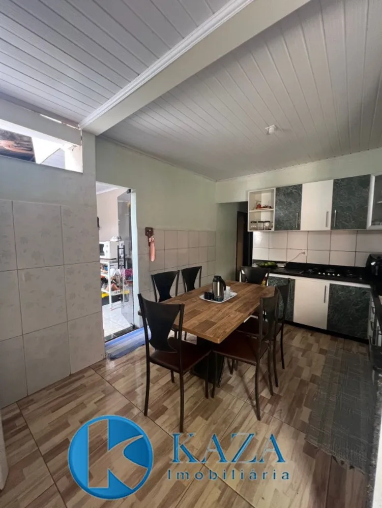 Casa, 3 quartos, 168 m² - Foto 2