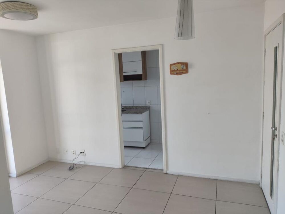 Apartamento à venda com 2 quartos, 65m² - Foto 5