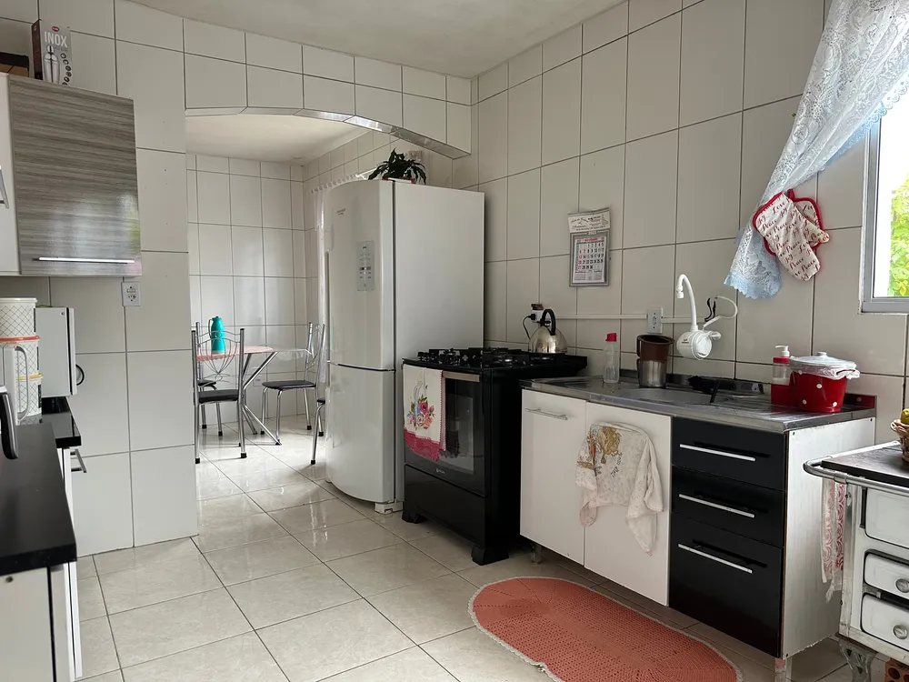 Casa, 5 quartos, 144 m² - Foto 3