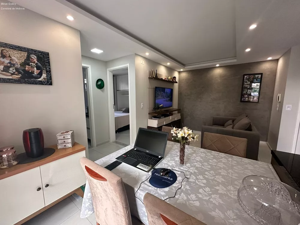 Apartamento à venda com 2 quartos, 51m² - Foto 6