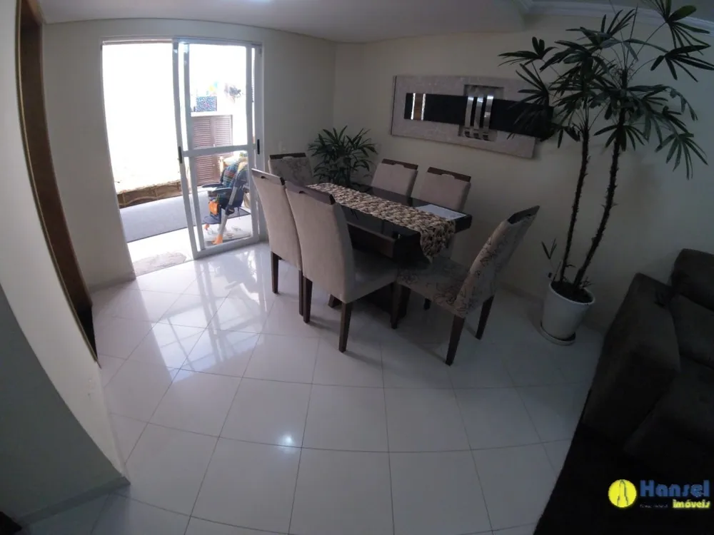 Casa, 3 quartos, 138 m² - Foto 4