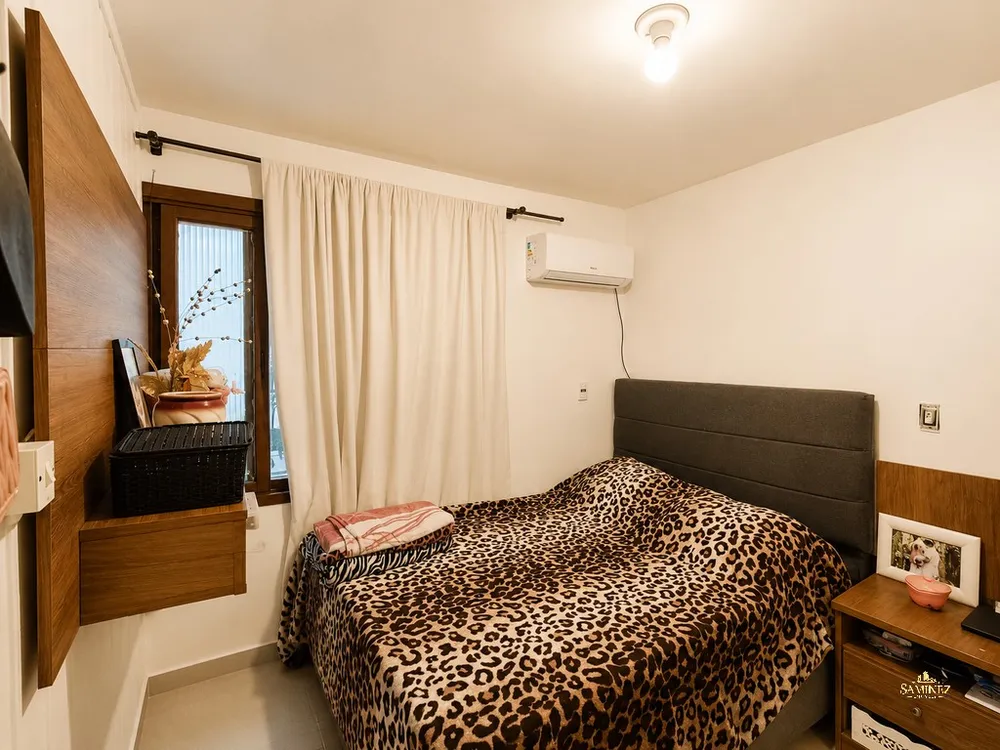 Casa, 6 quartos, 139 m² - Foto 2