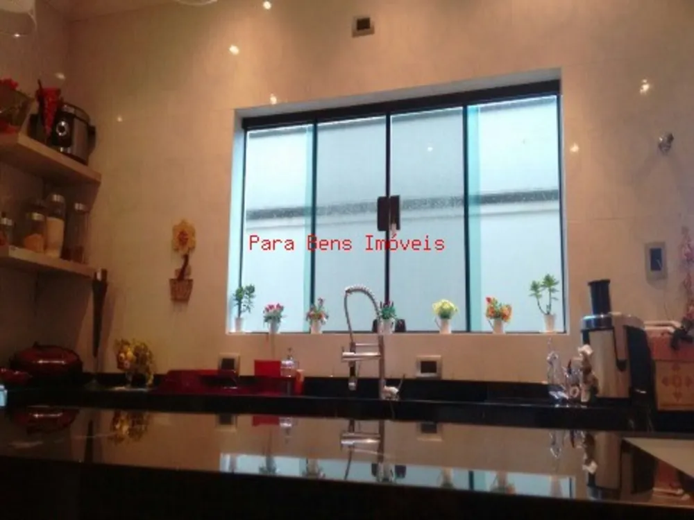 Sobrado, 4 quartos, 322 m² - Foto 1