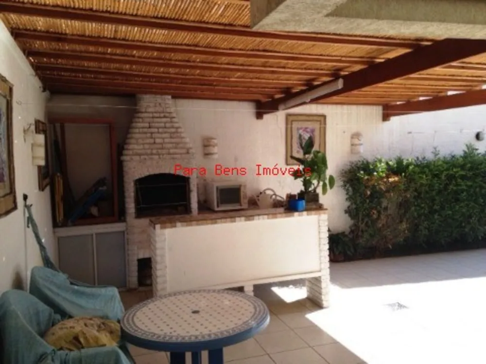 Sobrado, 3 quartos, 307 m² - Foto 1