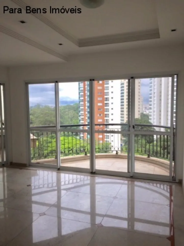 Cobertura, 3 quartos, 205 m² - Foto 2