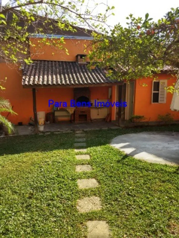 Casa, 4 quartos, 240 m² - Foto 1