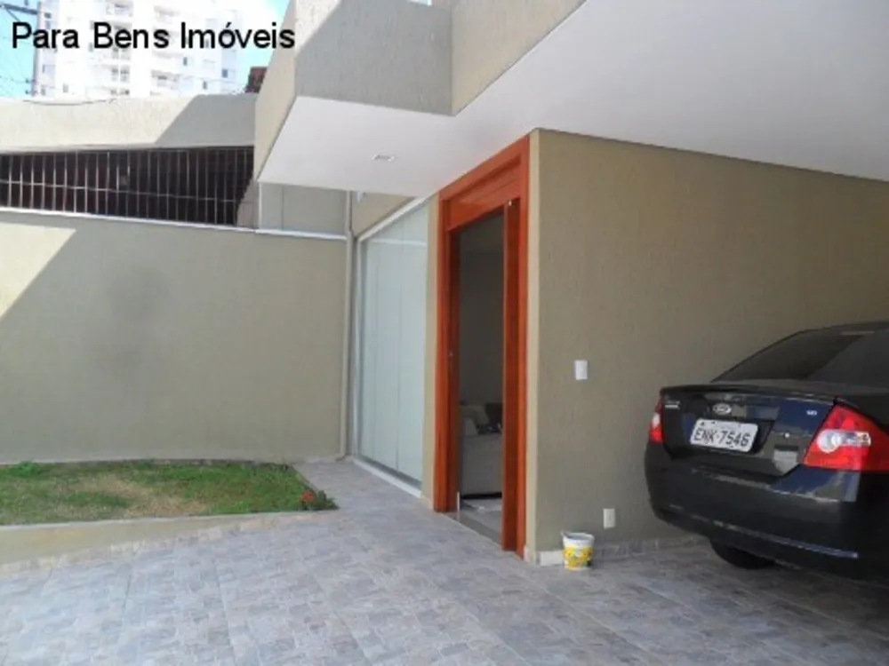 Casa, 3 quartos, 220 m² - Foto 1