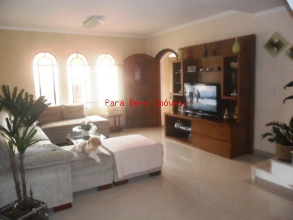 Sobrado, 3 quartos, 208 m² - Foto 1