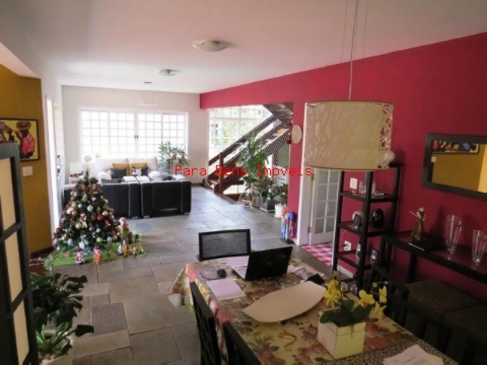 Sobrado, 3 quartos, 340 m² - Foto 1