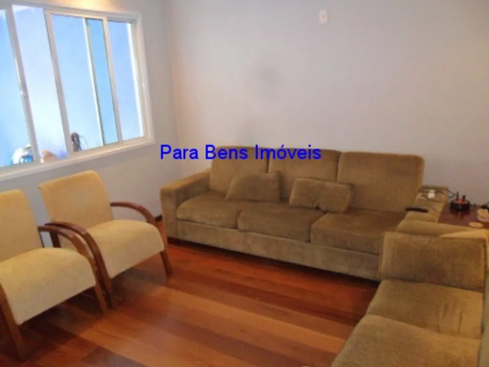 Casa, 3 quartos, 226 m² - Foto 1