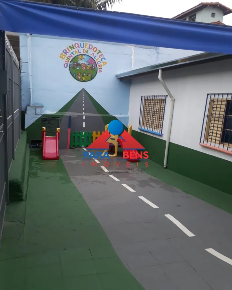 Casa, 2 quartos, 200 m² - Foto 1
