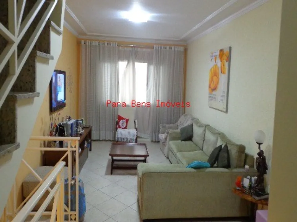 Sobrado, 3 quartos, 200 m² - Foto 1