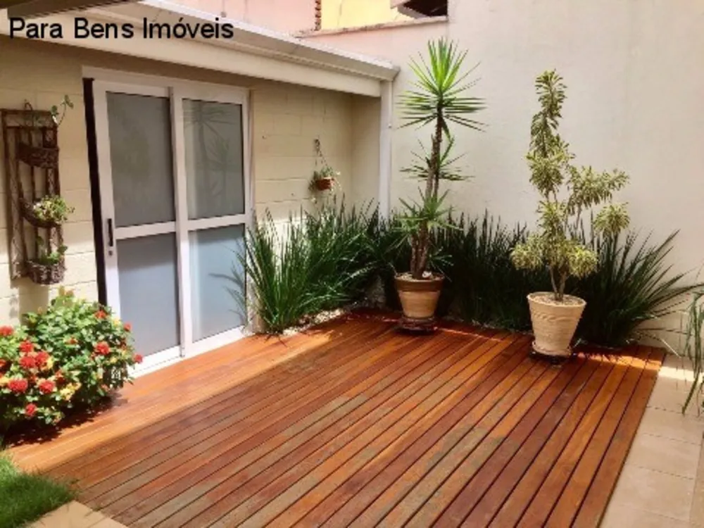 Casa, 3 quartos, 224 m² - Foto 1