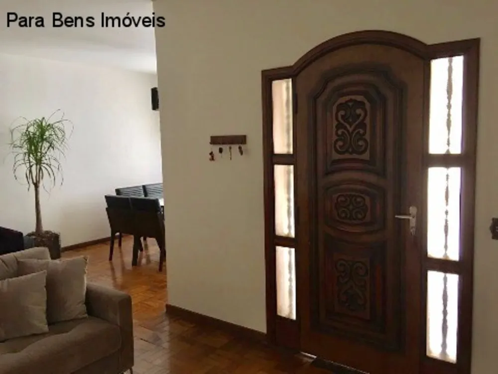 Casa, 3 quartos, 210 m² - Foto 1