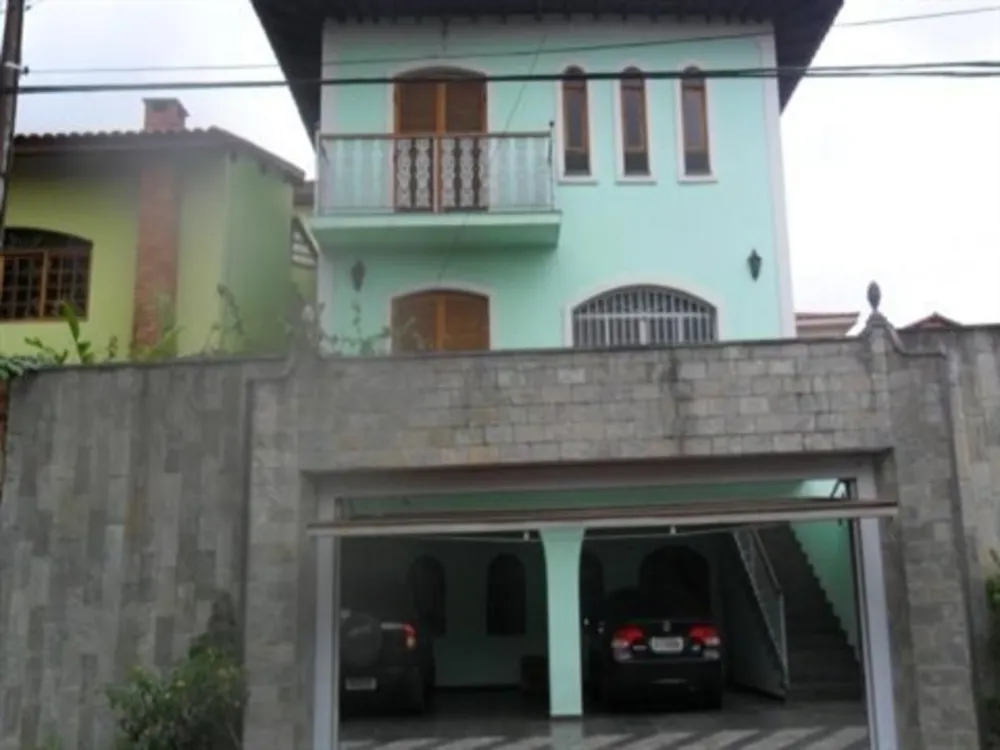 Sobrado, 4 quartos, 304 m² - Foto 1