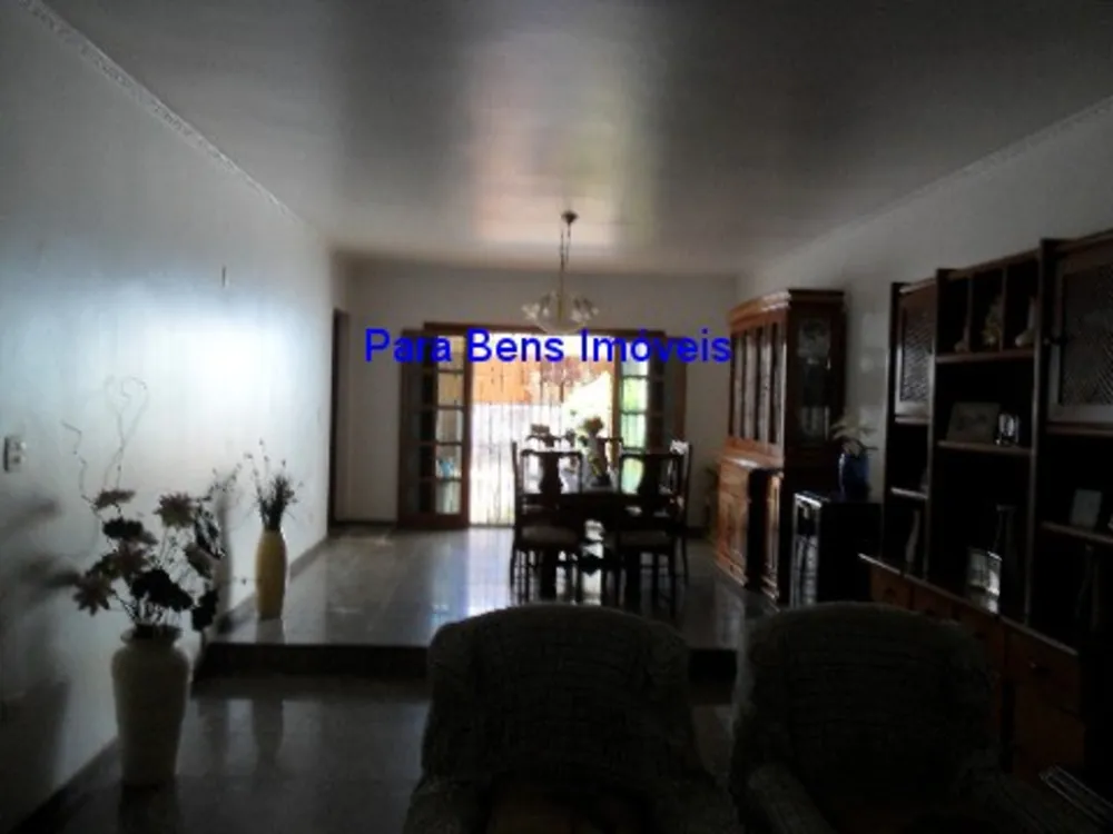 Casa, 3 quartos, 220 m² - Foto 2