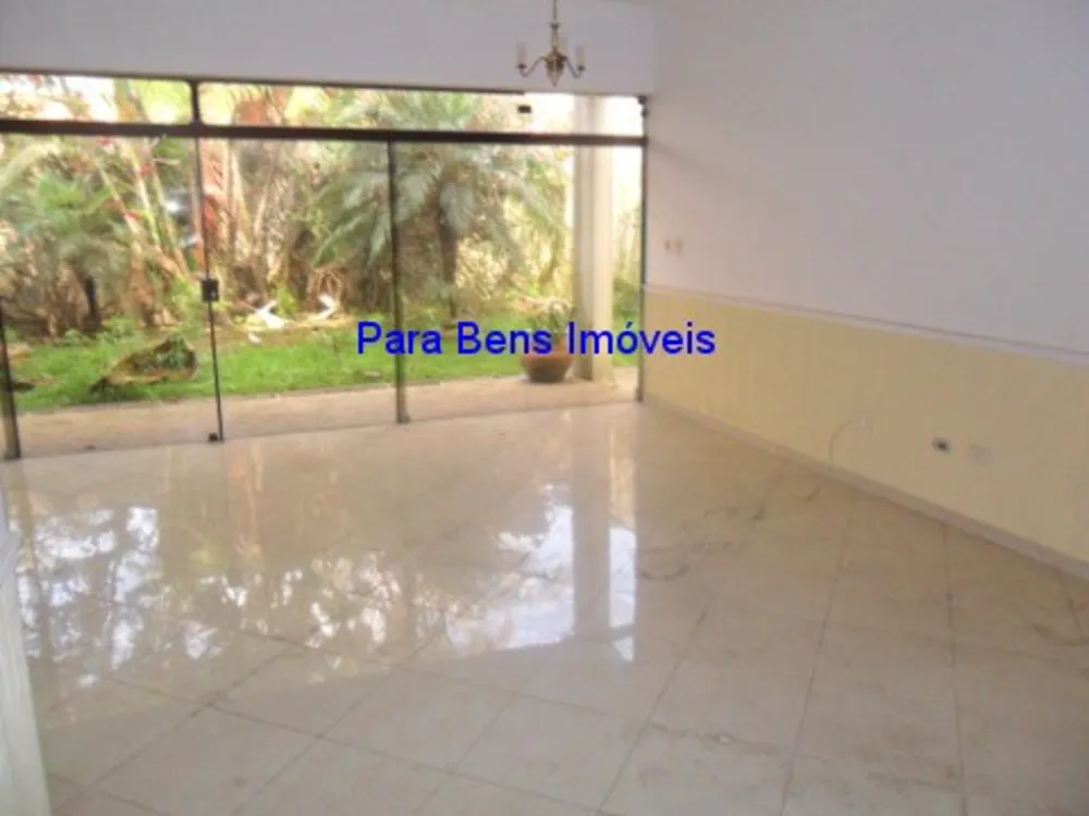 Casa, 4 quartos, 207 m² - Foto 1