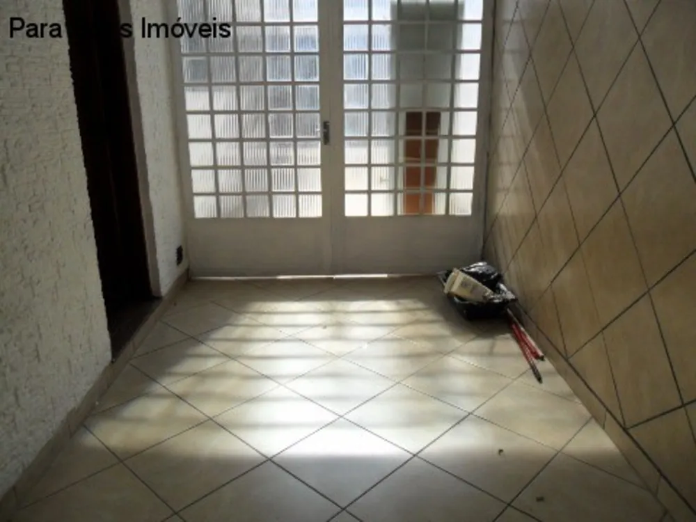 Casa, 4 quartos, 230 m² - Foto 3