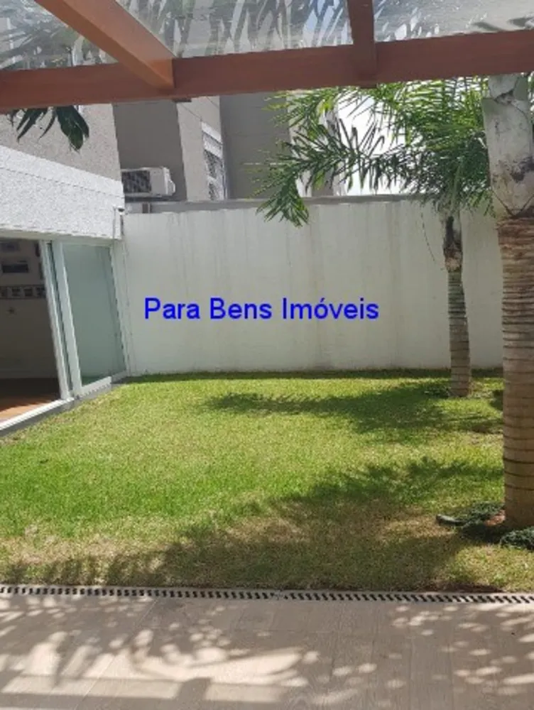 Sobrado, 3 quartos, 263 m² - Foto 1