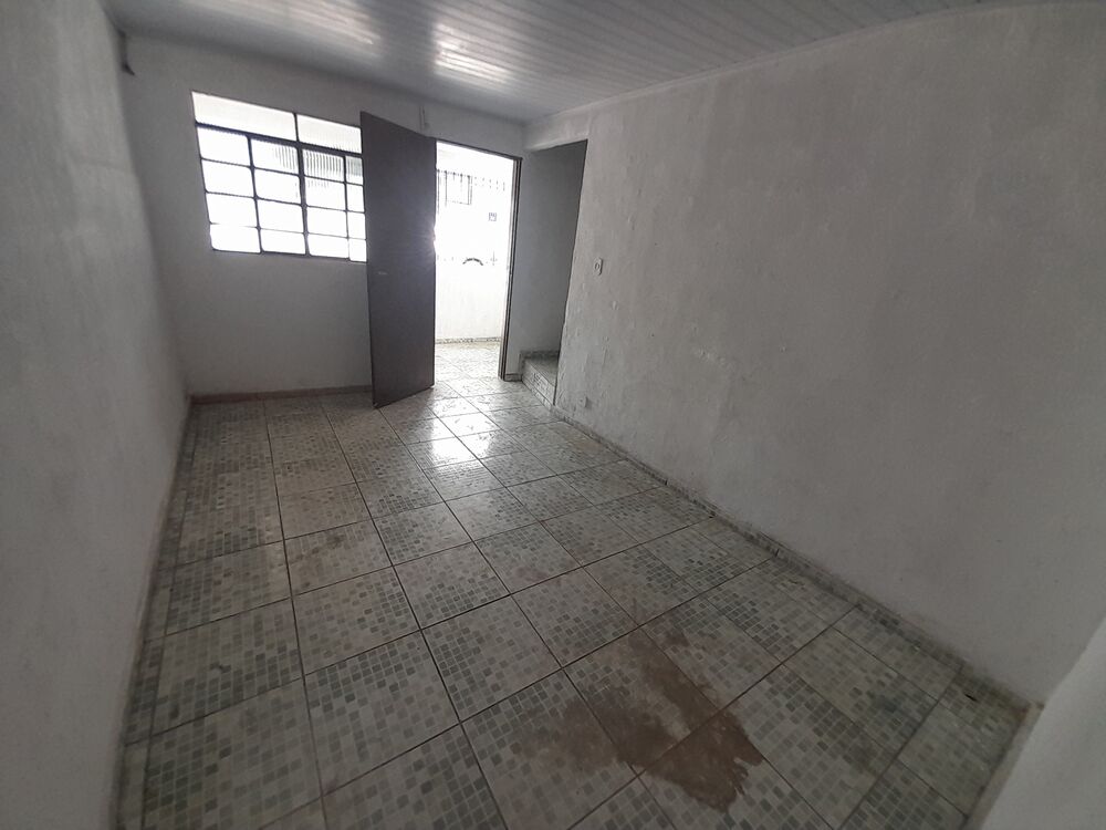 Sobrado à venda e aluguel com 2 quartos, 56m² - Foto 4