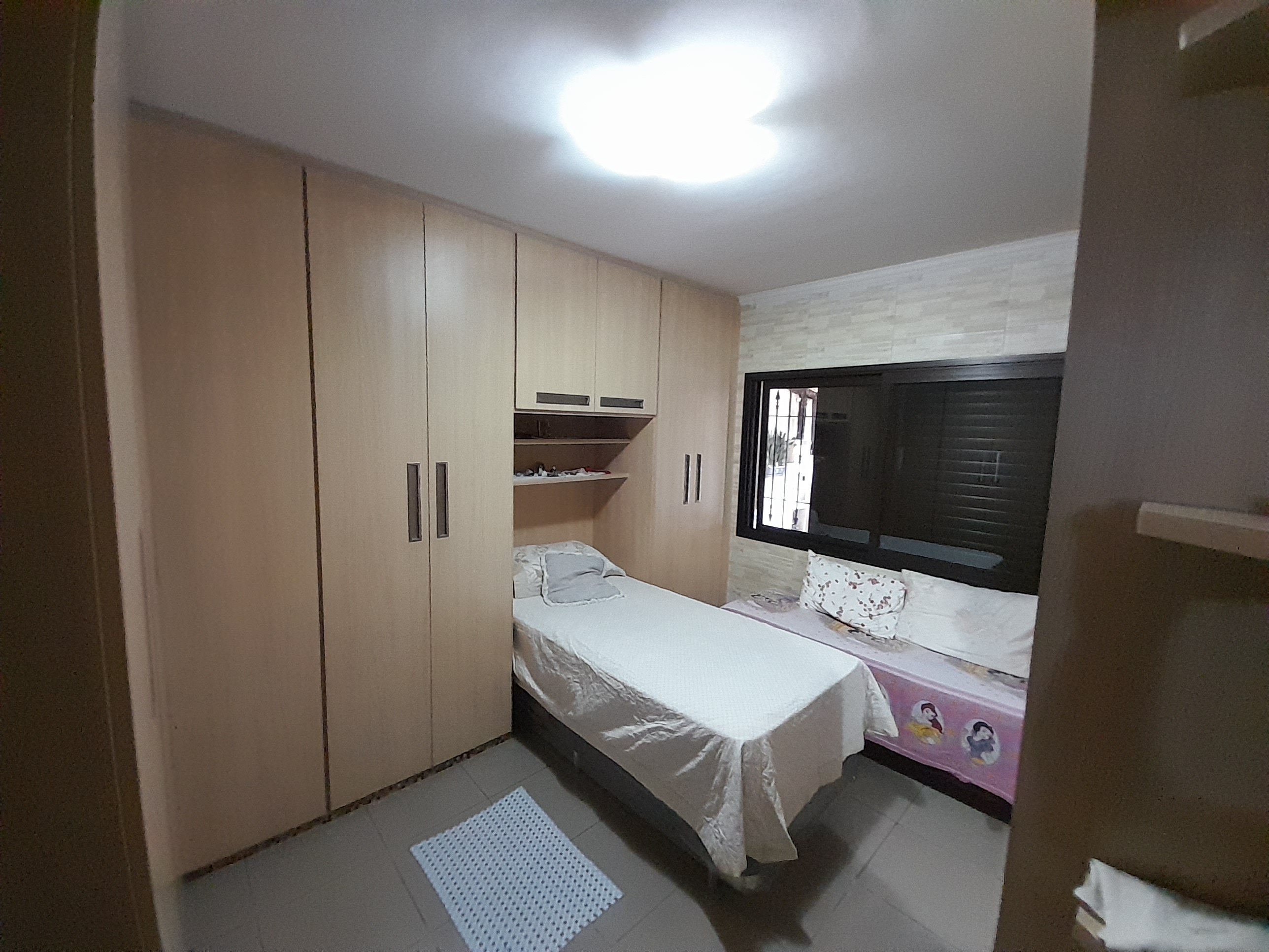 Casa à venda com 3 quartos, 121m² - Foto 2