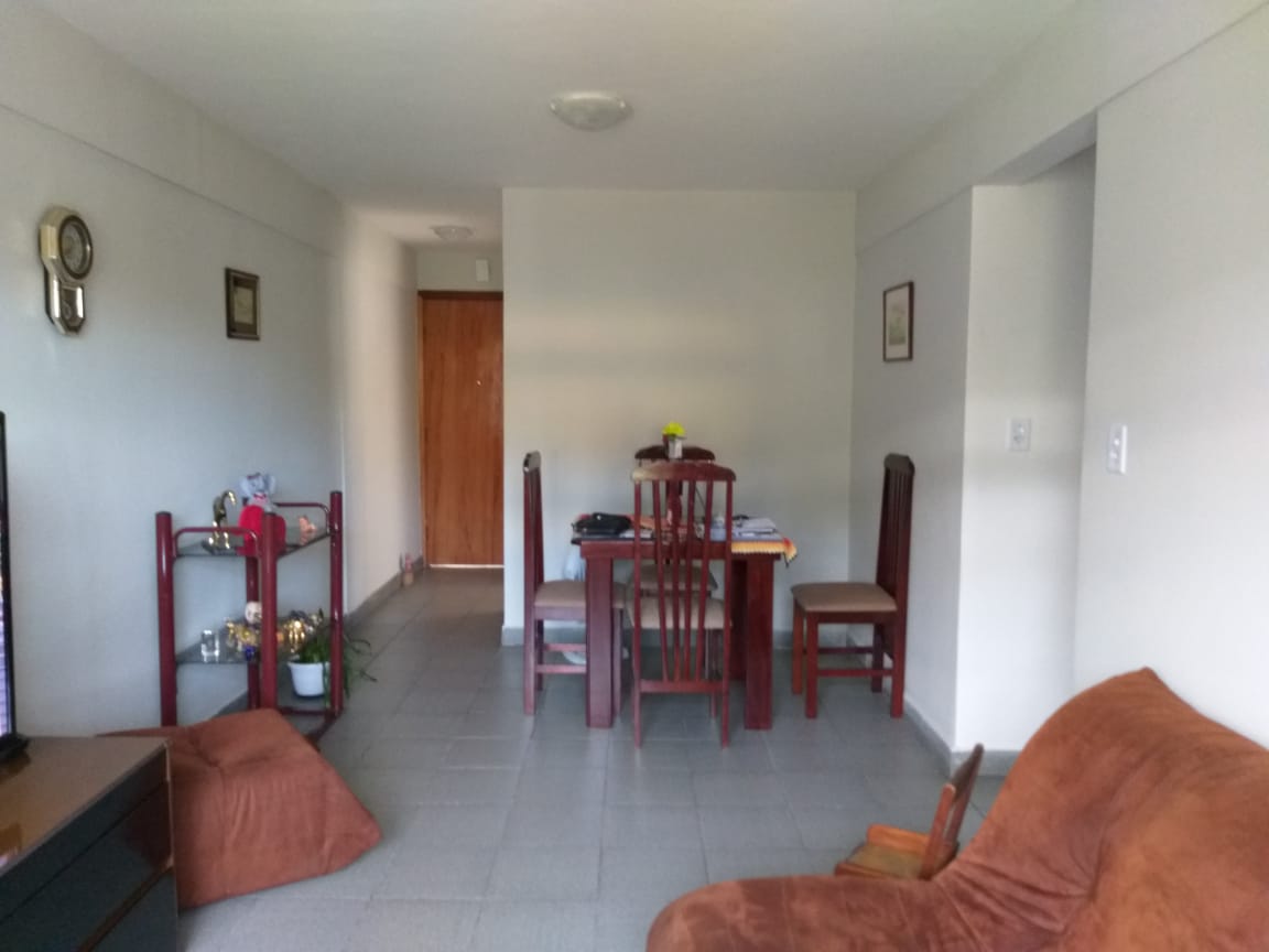 Apartamento à venda com 3 quartos, 95m² - Foto 1