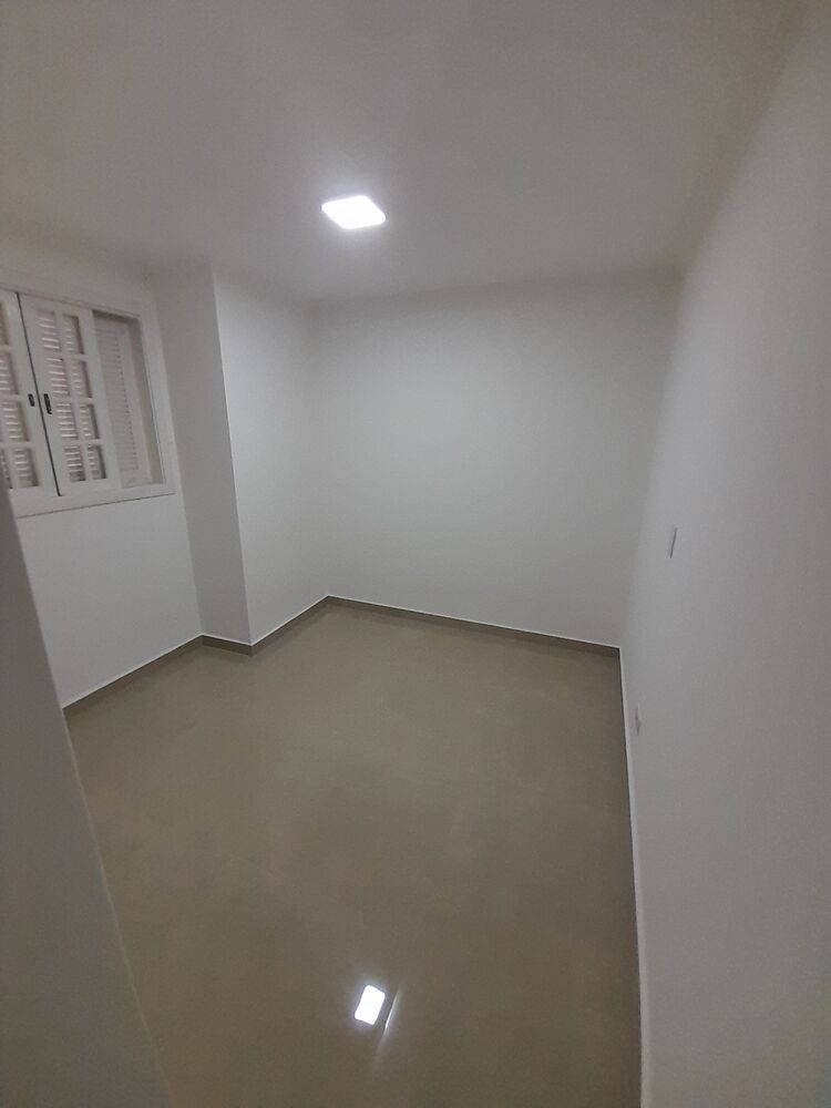 Sobrado à venda com 3 quartos, 110m² - Foto 1