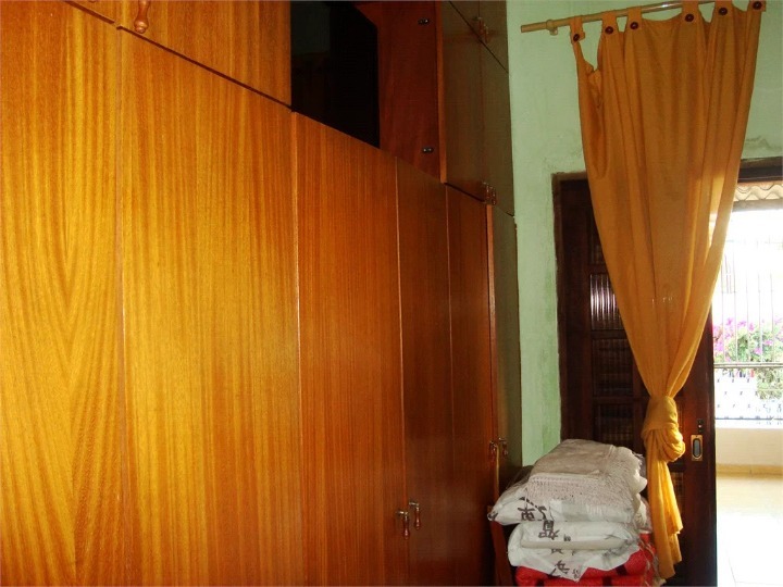 Sobrado à venda com 7 quartos, 300m² - Foto 9